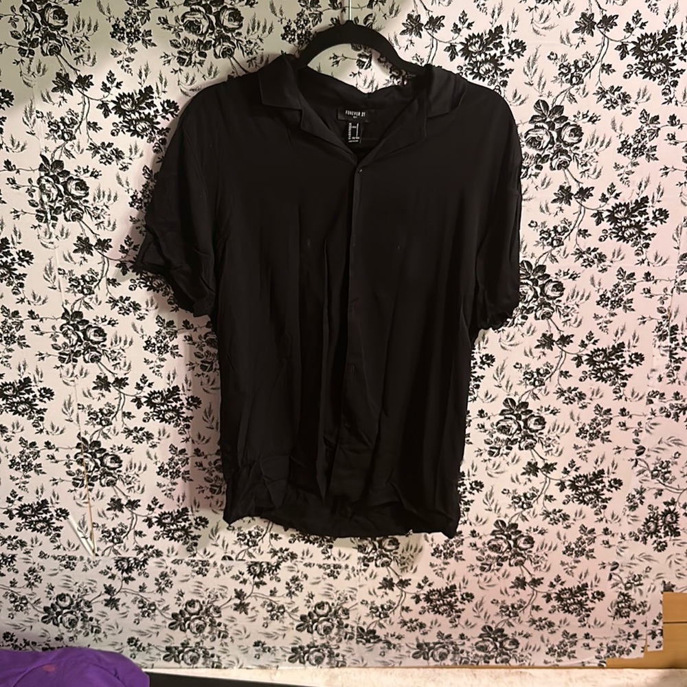 4 SHIRT BUNDLE ALL FOR $25